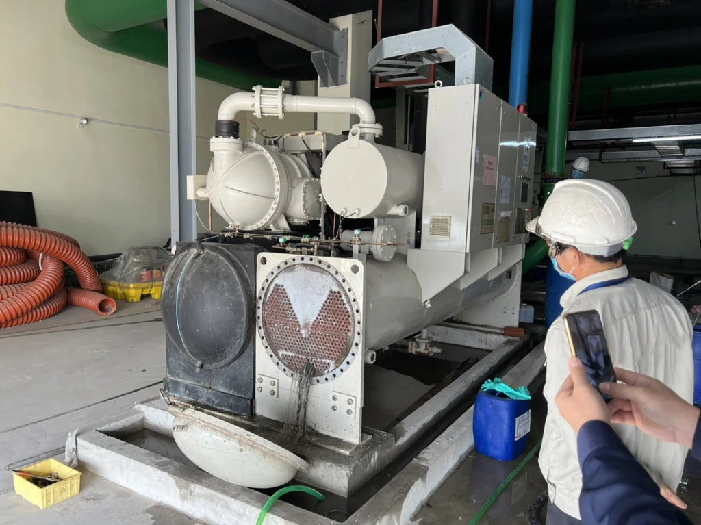 Sửa chữa máy lạnh công nghiệp chiller