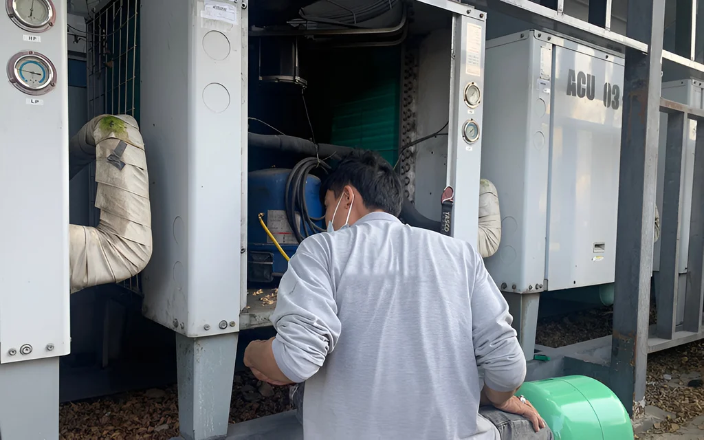 Dịch vụ sửa chữa máy làm lạnh công nghiệp chiller